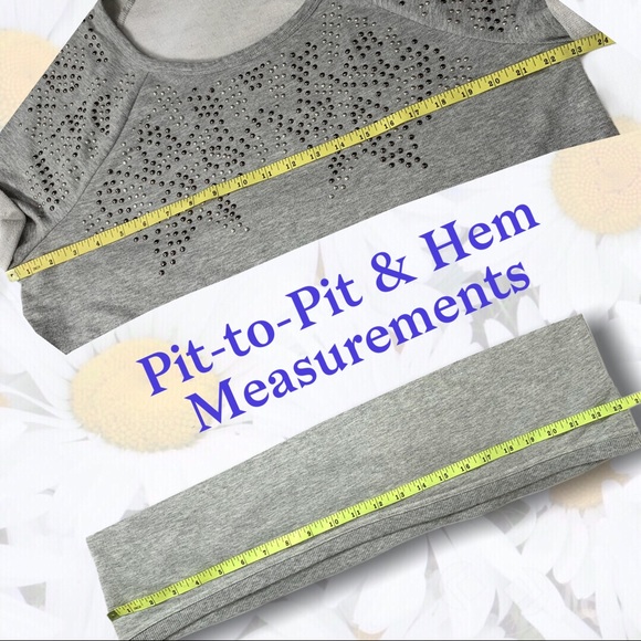 3/$10🙌 Studded Gray Short Sleeve Sweatshirt XL - Picture 12 of 15